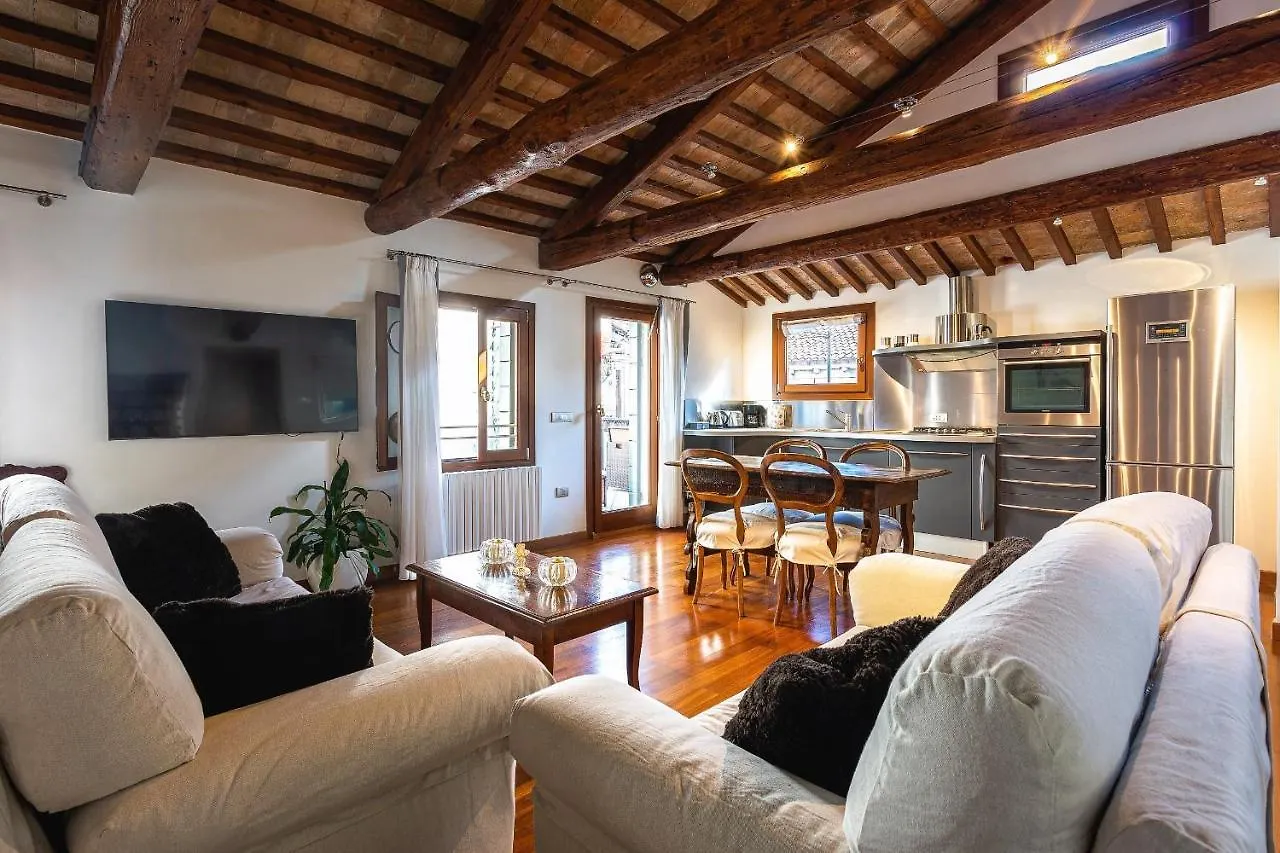 Apartmán San Marco Luxury Loft With Terrace Benátky 0*,  Itálie